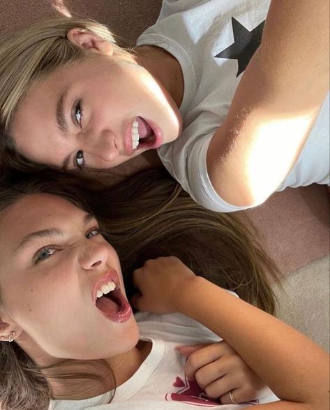 Maddie And Mackenzie, Kenzie Ziegler, Steve Lacy, Mackenzie Ziegler, Maddie Ziegler, Soul Sisters, New Song, Cute Friends, Friend Photos