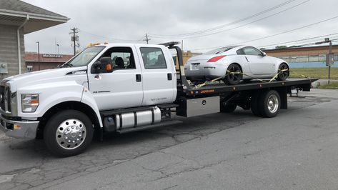 Tow Truck Business, Flat Deck, Flatbed Towing, Flatbed Trailer, Vintage Tow Trucks And Wreckers, Tow Truck, Commercial Vehicle, Tandem, Chevrolet Camaro