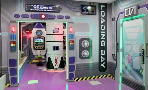 Outer Space and Aliens in Themed Dental Office | Imagination Design Studios Outer Space Set Design, Space Theme Office, Space Station Decorations, Space And Aliens, Spaceship Room, Vbs Stellar, Space Theme Decorations, Spaceship Decor, Stellar Vbs