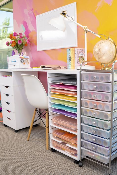 Check out our favorite craft room organization, storage, and furniture pieces! Plus, get craft room décor resources and craft room ideas! Cricut Table Ideas, Cricut Office Space, Craft Area Ideas Small Spaces, Cricut Table, Colorful Apartment Aesthetic, Craft Room Organizing, Apartment Colorful, Craft Island, Cricut Office