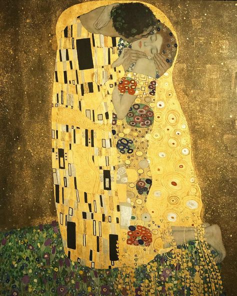 Andrea on Instagram: “I’m so glad I got to see this beauty in real life.. my little photo does it no justice! Please check my last post to see the lip art I did…” The Kiss Gustav Klimt, Kiss Poster, Klimt The Kiss, The Kiss, Gustav Klimt, Kiss, Wall, Art