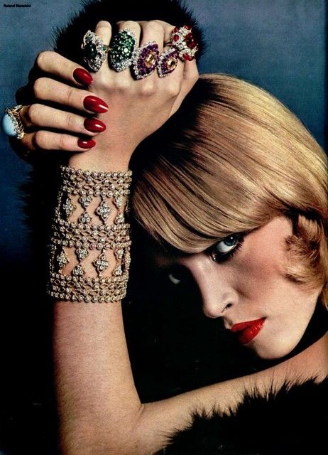 1972 | Meanredz | Flickr Seventies Jewelry, 70s Jewelry, Christie Brinkley, Seventies Fashion, Vintage Fashion Photography, 1970s Fashion, Fashion Images, 70s Fashion, Vintage Jewellery