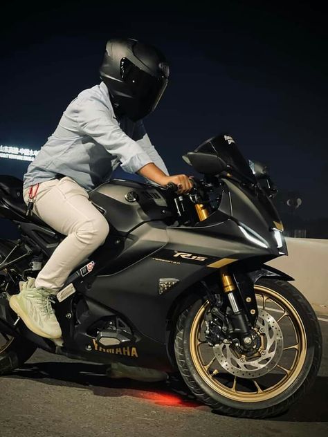 #R15v4 #Bickasthatic #bikeshot #nightride R15v4 Black, R15 V4 Black, R15 Bike, Yamaha R15 V4, Future Bike, Instagram Profile Pic, Boy Bike, Biker Photoshoot, Bike Aesthetic