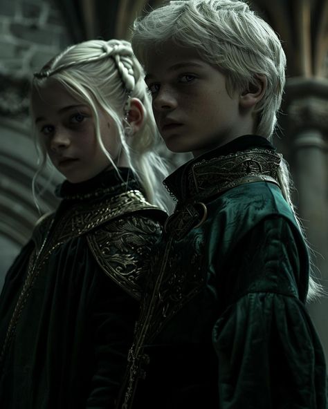 Jaehaera, Jaehaerys and Maelor, Children of Aegon II Targaryen and Helaena Targaryen | Instagram Jaehaerys Targaryen, Aegon Ii Targaryen, Targaryen House, Helaena Targaryen, Aemond Targaryen, Instagram King, Targaryen Art, Targaryen Aesthetic, Gra O Tron