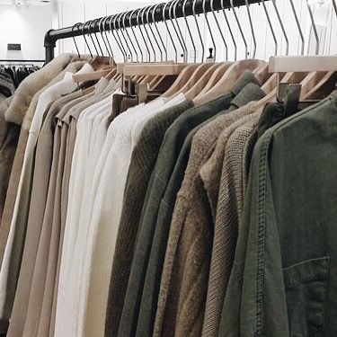 Cozy olive green sweaters and tops for fall, green aesthetic via (@laurenslipglossary) • Instagram photos and videos Serendipity Aesthetic, Daishou Suguru, Olive Wallpaper, Green Sweaters, Fall Green, Olive Green Sweater, Green Theme, Brown Aesthetic, Green Sweater