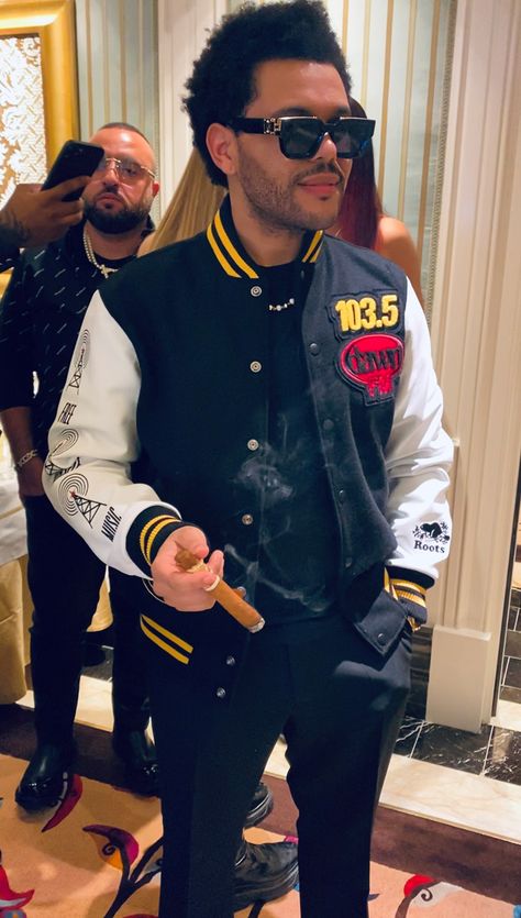 The Weeknd Jacket, Weeknd Birthday, Simi Khadra, Xo Jacket, The Weeknd Birthday, Birthday In Las Vegas, Weekend Aesthetic, Dawn Fm, 32nd Birthday