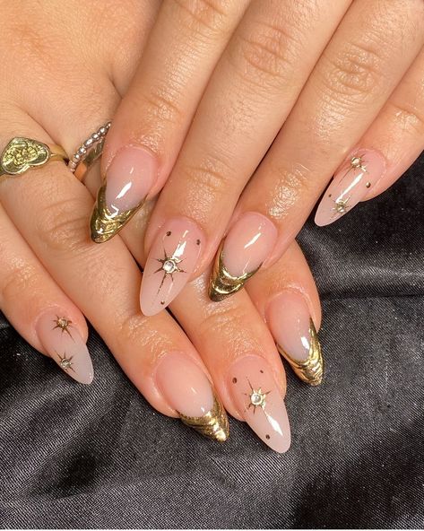 Nails Con Relieve, Winter Nail Art Designs, Golden Nails, Gold Nail Designs, Formal Nails, Easy Nails, Gel Nails Diy, Simple Acrylic Nails, Classy Acrylic Nails