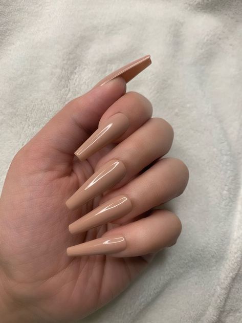 Ongles Beiges, Brown Acrylic Nails, Unghie Sfumate, Long Nail Art, Nude Nail Designs, Ombre Acrylic Nails, Beige Nails, Nail Designs Valentines, Long Square Acrylic Nails