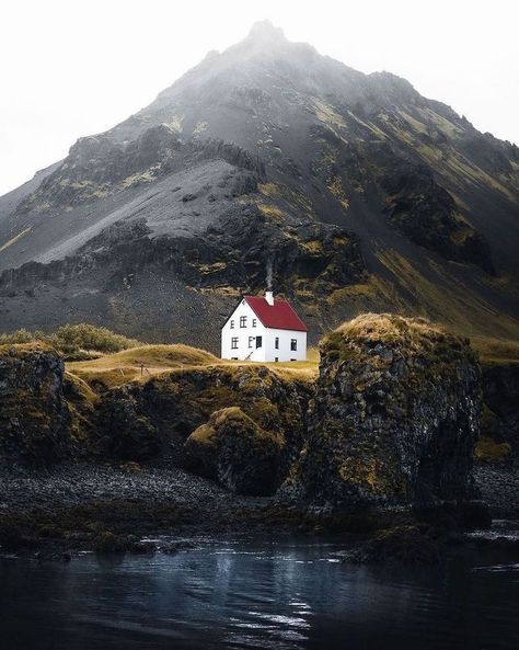 Iceland Photography Landscapes, Iceland House, Earth Colour Palette, West Iceland, Iceland Nature, Iceland Photos, Iceland Landscape, Nordic House, Iceland Photography