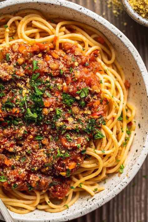 Mushroom Bolognese Sauce, One Pot Lentil, Lentil Pasta Recipe, Italian Sauce Recipes, Mushroom Bolognese, Cauliflower Couscous, Lentil Bolognese, Vegan Beef, Favorite Pasta Recipes