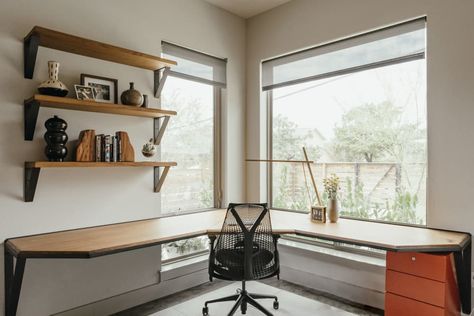 Custom Floating Office Desk with Matching Shelves by Ankor Studios at Private Residence - Austin TX, Austin | Wescover Tables Floating Office Desk, Floating Corner Desk, Window Desk, Modern Home Offices, Floating Table, Teen Boy Room, Corner Office, Corner Window, Floating Desk