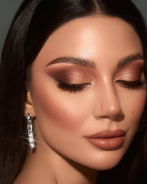 Orange Glam Makeup, Brown Makeup Looks, Bronze Makeup Look, Bronze Eye Makeup, Wedding Eye Makeup, Bronze Eyeshadow, Classy Makeup, Peach Makeup, Prom Eye Makeup