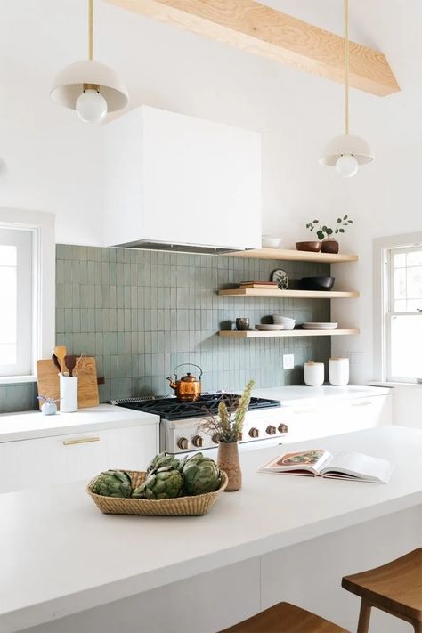 Kitchen Tile, Modern Natural Decor, Savannah Houses, Design My Kitchen, Green Backsplash, Sage Green Kitchen, Kitchen Backsplash Designs, Green Kitchen, Kitchen Tiles