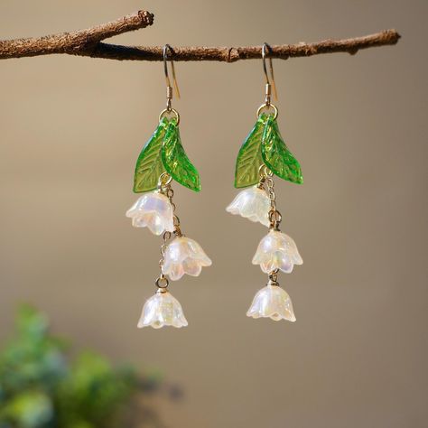 Lily of the Valley Earrings Sparkle Lightweight Dainty White Flower Earrings Bridal Wedding Jewelry Bridesmaid Dangle Earrings Birthday Gift - Etsy White Flower Earrings, White Flower Earring, Unique Brooch, Wedding Bridesmaid Jewelry, Jewelry Bridesmaid, Sparkle Earrings, Wedding Bridal Jewellery, Bridesmaid Earrings, Lily Of The Valley