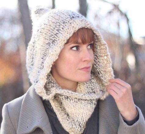 Easy Hooded Cowl Free Knitting Pattern by Blogger Gina Michele Knitted Hood Pattern Free, Hooded Cowl Pattern, Loop Knitting, Hood Pattern, Cowl Knitting, Beginner Knitting Pattern, Hooded Cowl, Knitting Patterns Free Scarf, Cowl Knitting Pattern