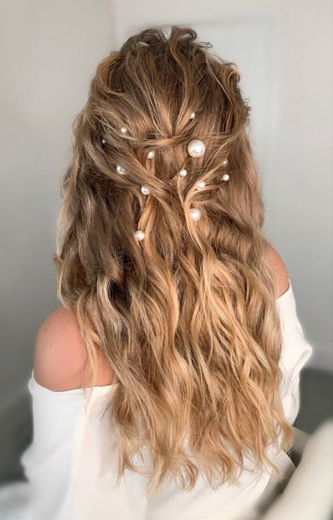 Half Up Half Down With Pearl Pins, Bridesmaid Hair With Pearl Pins, Pearl Pin Hairstyle, Beachy Hair Accessories, Pearl Wedding Hair Half Up, Bridal Hair Pearl Pins, Wedding Hair Beachy Waves, Pearls In Hair Tutorial, Bridal Hairstyles Pearls