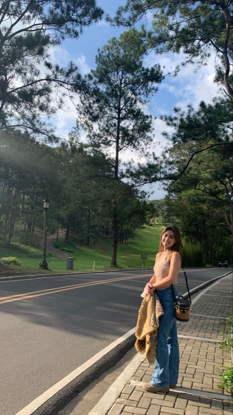 Baguio Fits For Women, Cold Places Outfit Ideas, Baguio City Outfit Ideas Women, Baguio Ootd Ideas Philippines, Baguio Poses Ideas, Baguio Aesthetic Outfit, Baguio Outfit Philippines, Baguio Pictures, Baguio City Outfit Ideas