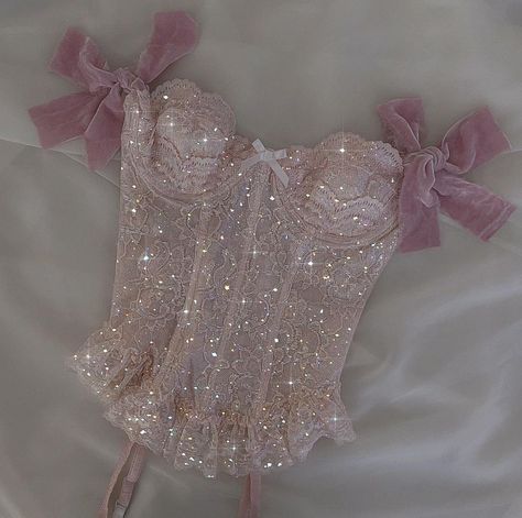 Bedazzled Outfit, Looks Corset, Corset Top Aesthetic, Pink Corset Outfit, Sparkly Corset, Sweet 16 Outfits, Pink Corset Top, Pink Corset, Mode Inspo