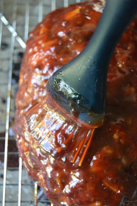 Bourbon Glaze.......used on meat loaf....would be good on other things Tender Meatloaf, Glazed Meatloaf, Old Fashioned Meatloaf, Meatloaf Sauce, Meatloaf Glaze, The View From Great Island, Sweet N Spicy, Meatloaf Ingredients, Bourbon Glaze