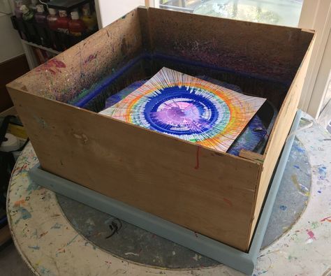 DIY Giant Spin Art Made From an Old Box Fan! Neon Crafts, Fun Summer Crafts, Summer Craft, Spin Art, Colors Of The Rainbow, Acrylic Pouring Art, Old Boxes, Pouring Art, Paint Party