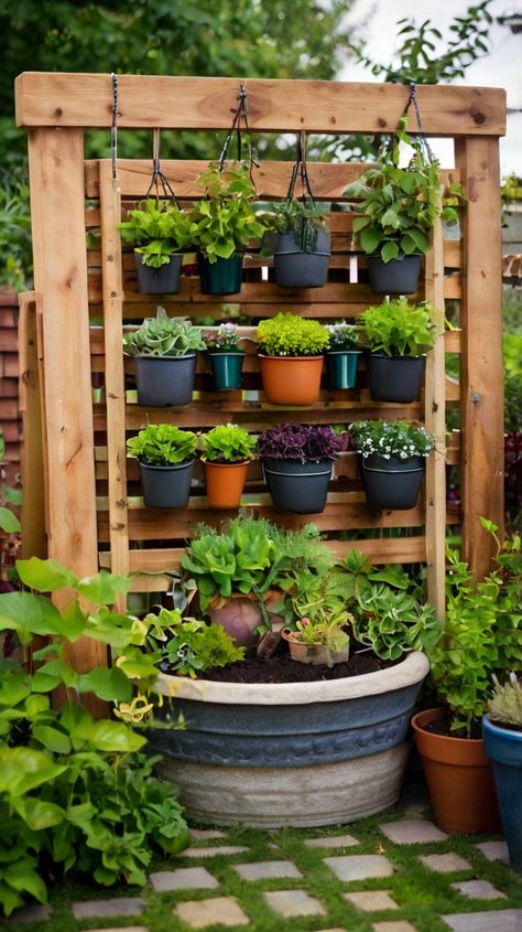 30+ Small Garden DIY Ideas Small Deck Garden, Small Garden Diy, Recycled Planters, Shallow Planters, Upcycled Planter, Fairy Lights Garden, Diy Container Gardening, Garden Diy Ideas, Tiered Planter