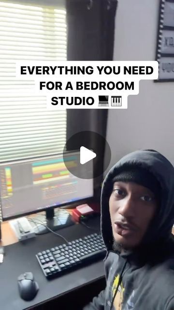 Room Studio Setup, Home Music Studio Aesthetic, Music Studio Desk Ideas, Bedroom Studio Music, Home Studio Setup Music, Studio Setup Music, At Home Music Studio, Music Home Studio, Small Music Studio Ideas