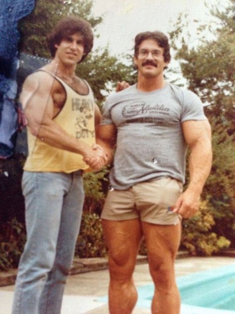 70s Bodybuilding Mike Mentzer Bodybuilding, 70s Bodybuilding, Clothing Practice, Mike Mentzer, 60s Outfit, Aesthetic Bodybuilding, Old Bodybuilder, Frank Zane, Aesthetics Bodybuilding