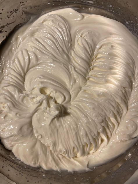 Body Butter Whipped Body Butter Aesthetic, Shea Butter Aesthetic, Body Butter Aesthetic, Shea Butter Lotion Recipe, Butter Aesthetic, Shea Butter Recipes, Shea Butter Lotion, Lotion Recipe, Whipped Shea Butter