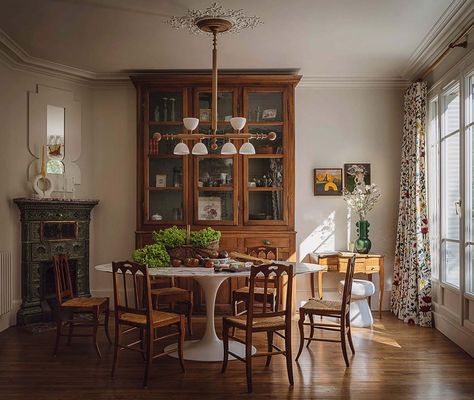 Ever Dream Of Owning An Apartment In Paris? And More French Things Jessica Helgerson Interior Design, Jessica Helgerson, Saarinen Table, Apartment Hunting, French Dining Chairs, Large Ottoman, Bedroom Murals, Interior Remodel, Apartment In Paris