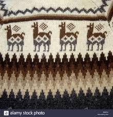 Peruvian Crafts High Resolution Stock Photography and Images - Alamy Peruvian Knitting, Intarsia Knitting Charts, Peruvian Crafts, Mexican Patterns, Peruvian Sweaters, Peruvian Style, Mexican Pattern, Intarsia Knitting, Peruvian Textiles