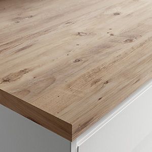 Wickes Wood Effect Laminate Worktop - Jackson Grain 600mm x 38mm x 3m Wood Worktop Kitchen, Wooden Kitchen Bench, Wickes Kitchens, Countertop Inspiration, Laminate Kitchen Cabinets, Light Wood Kitchens, Wooden Worktops, Wood Worktop, Best Laminate