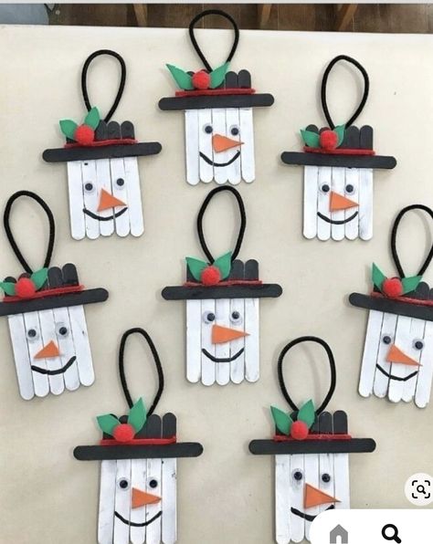 Popsicle Stick Christmas Crafts, Classroom Christmas Decorations, Preschool Christmas Crafts, Christmas Crafts For Kids To Make, Christmas Arts And Crafts, Preschool Christmas, Easy Christmas Crafts, Holiday Crafts Christmas, Snowman Crafts