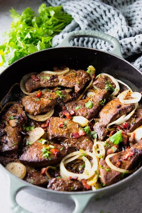 Liver Recipes Beef, Cooking Liver, Beef Liver And Onions Recipe, Beef Liver And Onions, Onions Recipes, Liver And Onions, Beef Marinade, How To Cook Liver, Sweet Onions