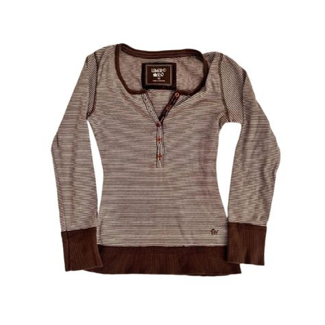 Png Tops Aesthetic, Downtown Sweater, Coquette Clean Girl, Salted Granola, Account Aesthetic, Clothing Coquette, Clothing Png, Pretty Fits, 2000s Clothing