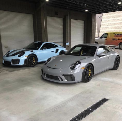 Porsche 991.2 GT3 painted in paint to sample Nardo Gray parked next to a Porsche 991.2 GT2 RS painted in paint to sample Gulf Blue w/ Weissach package and exposed carbon fiber Photo taken by: @apexmotorclubaz on Instagram Nardo Gray Cars, 991.2 Gt3, Luxury Cars Inside, Inside The Car Aesthetic, Porche Car, Car Aesthetic Interior, Porsche Aesthetic, Cars Inside, Porsche 991 Gt3