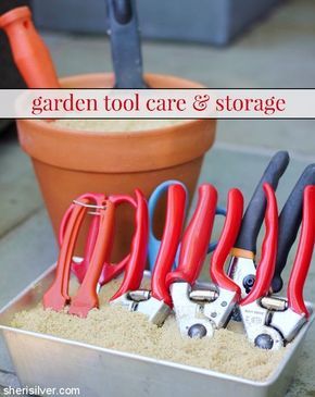 Garden Glove Storage, Gardening Storage, Clean Garden Tools, Greenhouse Nursery, Wire Trellis, Garden Tool Organization, Remove Rust, Garden Tool Shed, Garden Hacks