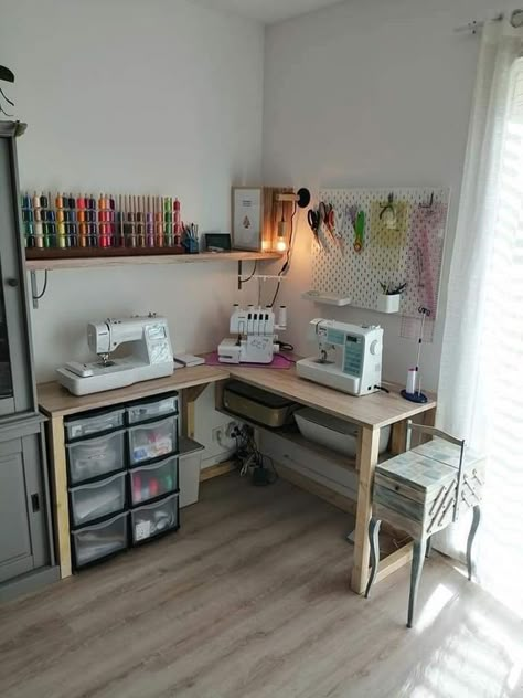 Sewing Room Inspiration, Diy Dining Room, Sewing Room Design, Warm Home Decor, Sewing Room Decor, Craft Room Design, Sewing Room Organization, Craft Room Office, Home Decor Living Room