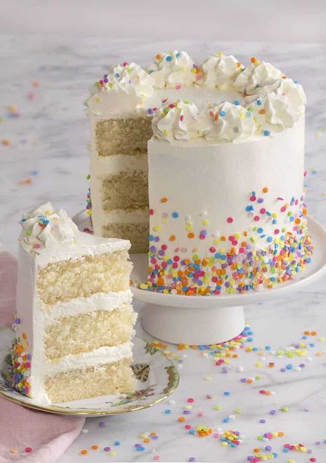 Easy White Cake Recipe, Cake Recipe For Decorating, Homemade White Cakes, Nursing Cake, Moist Vanilla Cake, White Birthday Cakes, Unique Birthday Cakes, White Cake Recipe, Preppy Kitchen