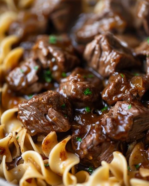 Tastes like heaven! Sometimes I make it without the noodles too! Recipes Using Canned Beef Chunks, Brie Meals, Crockpot Beef Tips, Beef Tips And Noodles, Cooktop Cove, Beef Tip Recipes, Garlic Beef, Beef Noodles, Beef Casserole Recipes