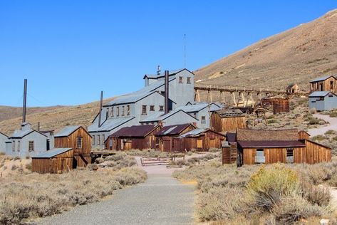 BODIE #GHOST TOWN The former town of #Bodie, #California, now shows up on maps as Bodie State Historic Park, where visitors can visit what's left of a Gold Rush boom town that purposely remains in a state of arrested decay. Adults pay $8, while kids ages 3 to 17 get in for $3 (and the smallest family members, under age 3, get in for free). Bodie California, Boom Town, Old Western, Western Town, Spooky Places, Small Entry, Places To Explore, Cafe House, Air And Space Museum