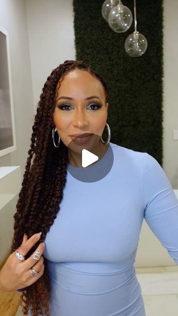 4x Emmy Award Winning Journalist on Instagram: "My ancestors didn’t give me the braiding gene, so I’m always looking for really easy natural styles. If you have any advice for me, please leave it in the comments!   If you’re going to try this, here are a few tips: ✨Use braiding hair with some texture. The first time I tried with pre-stretched braiding hair and it kept unraveling and it was also harder to blend my texture ✨Using hair with a wave also helps create the bohemian look without having to add hair. Just pull a piece or two out as you twist ✨Start with a braid at the root and then switch to a twist in the same direction ✨I cut the rubber band out just in the front. I tried many different colors of rubber band, including clear, but they were always visible  All products linked in bi Braids In Front Twist In Back, Braids With Water Wave Hair, African American Braid Styles, Medium Twist Braids, Crochet Twist Hairstyles, Brown Box Braids, Afro Twist Braid, Micro Braids Hairstyles, Micro Locs