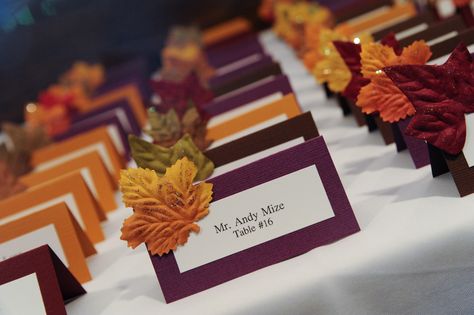 Fall Table Name Cards, Autumn Theme Wedding Decorations, Wedding Invites Fall, Fall Wedding Place Cards, Autumn Wedding Name Place Cards, Autumn Wedding Favours, Fall Name Tags, Fall Wedding Place Settings, Seating Cards Wedding