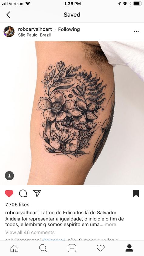 Flower skull Floral Skull Tattoos, Girly Skull Tattoos, Skull Thigh Tattoos, Flower Hip Tattoos, Skull Tattoo Flowers, Earthy Tattoos, Thigh Tat, Basic Tattoos, Flower Thigh Tattoos