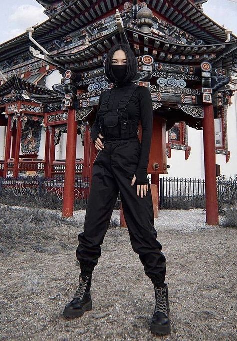 Tech Wear Women, Techwear Outfits Women, Techwear Female, Female Techwear, Techwear Girl Outfit, Techwear Girl, Women Techwear, Womens Techwear, Tech Outfit