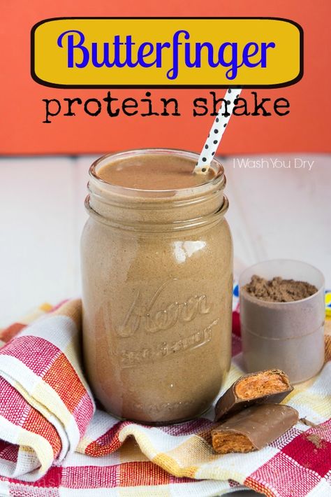 I'm guessing you have some chocolate protein powder hiding in the back of your pantry. Perhaps it found a spot on top of your fridge? There ya go! Pull it out, dust it off, and get ready to enjoy those morning protein shakes again because this Butterfinger Protein Shake will knock your socks off! Surprisingly, there are zero Butterfingers harmed in this delicious shake. The combination of chocolate protein powder, protein rich peanut butter, and a little bit of sugar free butterscotch pudding mi Protein Drink Recipes, Pancakes Protein, Peanut Butter Protein Shake, Premier Protein Shakes, Protein Smoothies, Protein Shake Smoothie, Protein Powder Recipes, Liquid Diet, Healthy Shakes