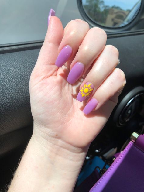 Bodypainting, Disney Themed Nails, Disney Princess Nails, Disneyland Nails, Acrylics Nails, Disney Nail Designs, Sun Nails, Disney Inspired Nails, Disney Acrylic Nails