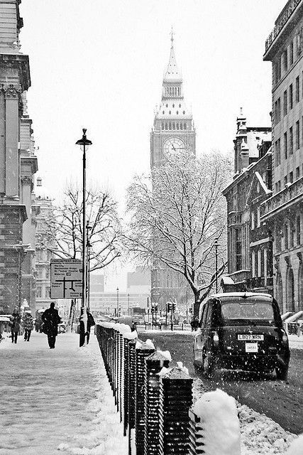 Arial Winter, London In Winter, London Snow, London Wallpaper, Snow Images, Winter City, Snow Pictures, London Aesthetic, City Of London