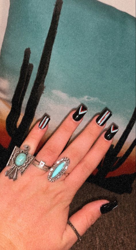 Boho Western Wedding Nails, Black Western Nails Acrylic, Black Country Nails, Cowgirl Nails Westerns Simple, Black Punchy Nails, Red And Black Western Nails, Native Nail Designs, Punchy Western Nails Acrylic, Koe Wetzel Nails