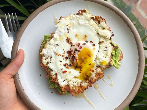 Best Eggs Recipe, Crispy Feta Fried Egg, Crispy Feta, Feta Eggs, Fried Feta, Keto Breakfasts, Avocado Toast Egg, Tiktok Recipes, Puff Pastry Tart