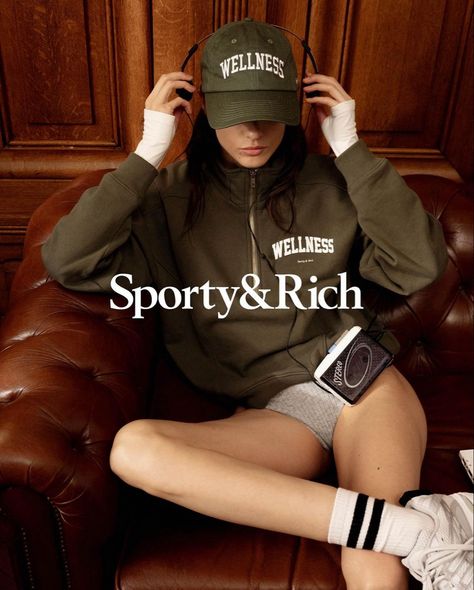 Rich Sporty Aesthetic, Sporty & Rich, Rich And Sporty, Sports Moodboard, Sporty Photoshoot Ideas, Athleisure Editorial, Sporty And Rich Aesthetic, Sport Campaign, Tennis Photoshoot